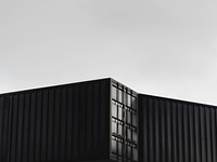 The benefits of storing business stock in storage containers